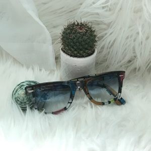 Ray Ban multicolor Wayfarer Suglasses